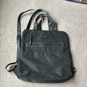 NWOT Baggallini Jessica Convertible Tote Pack